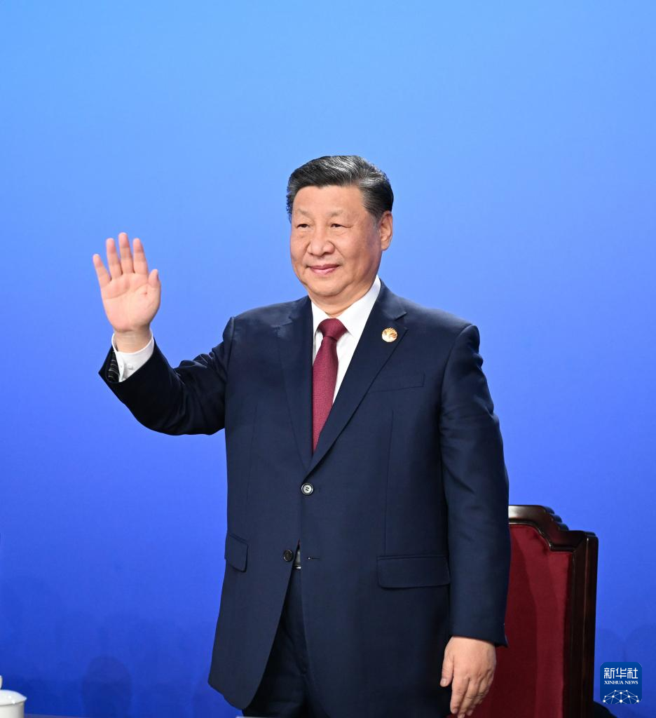 第九届亚洲冬季运动会在哈尔滨隆重开幕 习近平出席开幕式并宣布本届亚冬会开幕(图1)