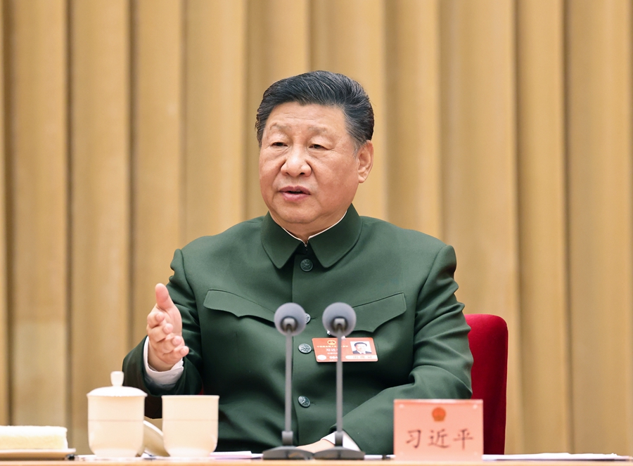 习近平出席解放军和武警部队代表团全体会议(图1)