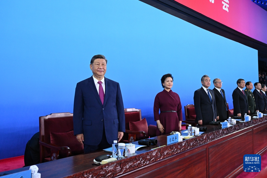 第十五届全国运动会在广东广州隆重开幕 习近平出席开幕式并宣布运动会开幕(图2)
