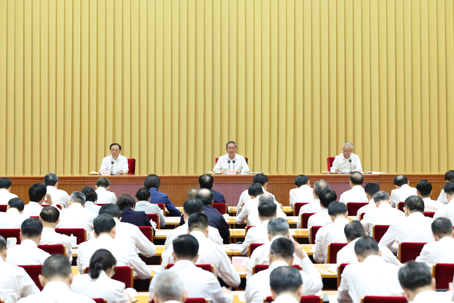 习近平就发展先进制造业作出重要指示(图1)